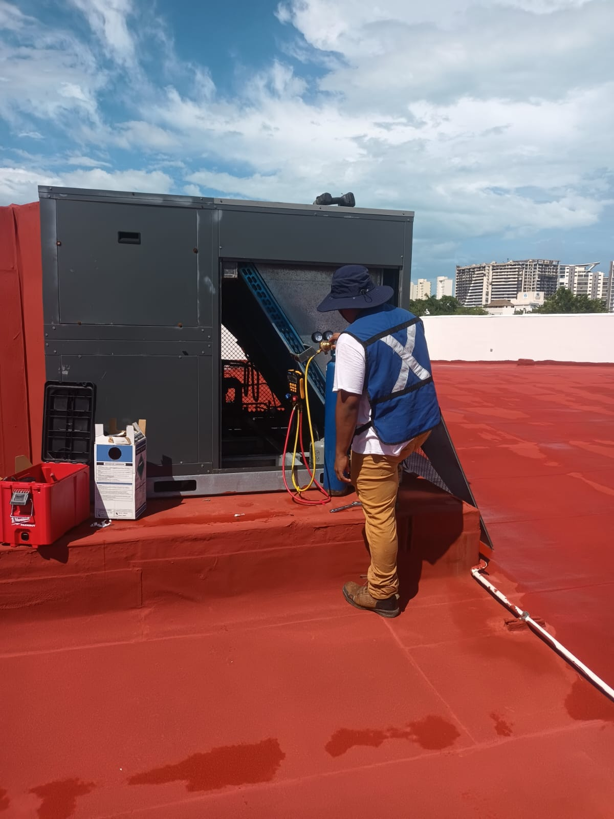 Servicio de HVAC en azotea